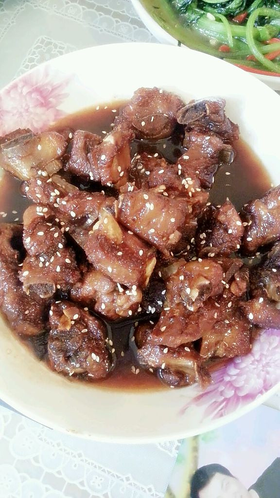 家常美味糖醋排骨的制作方法，家常美味糖醋排骨制作攻略