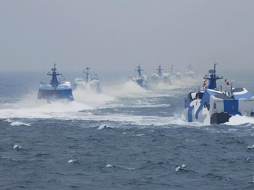 中國海上閱兵視頻，展現(xiàn)大國海軍風采，中國海上閱兵展現(xiàn)大國海軍風采