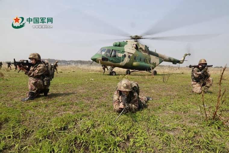 中國陸軍航空事業(yè)的嶄新篇章，第X裝備揮墨國事，中國陸軍航空事業(yè)嶄新篇章，第X裝備助力國防建設(shè)
