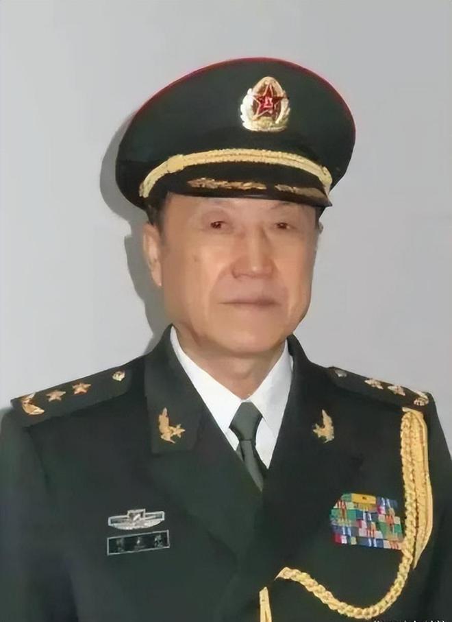 關(guān)于中國陸軍第38集團軍軍長的軍銜探討，中國陸軍第38集團軍軍長的軍銜揭秘