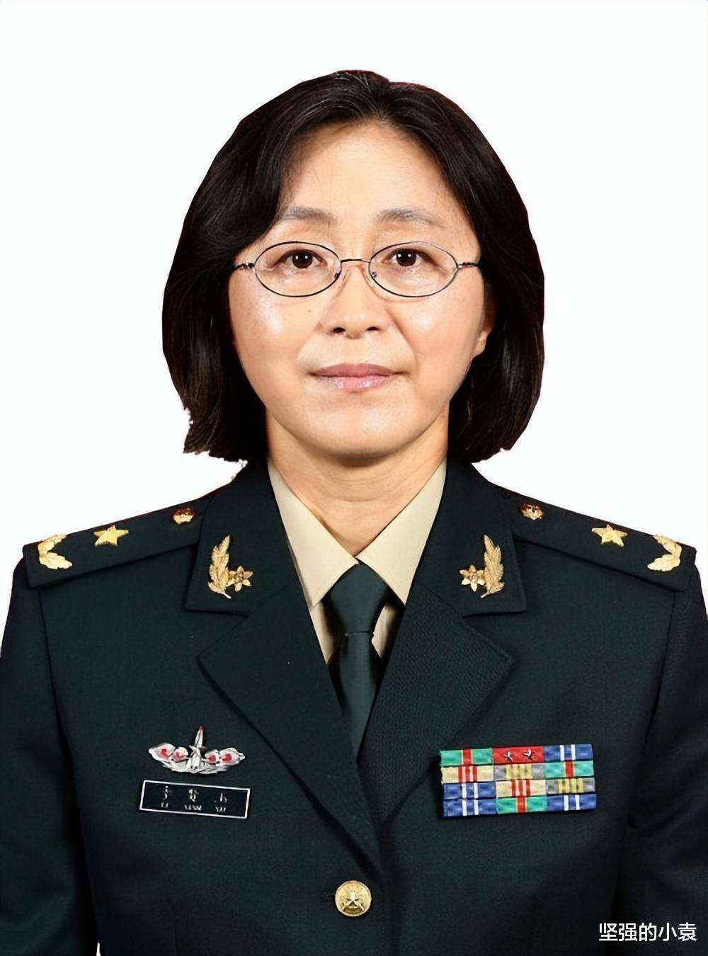張微微少將簡歷——一位杰出的軍事領(lǐng)袖，張微微少將，杰出軍事領(lǐng)袖的簡歷揭秘