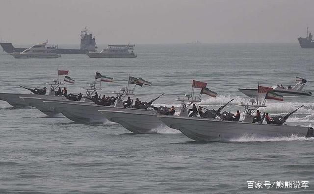 中國海軍70周年慶典，國旗與軍威的輝煌展現(xiàn)，中國海軍70周年慶典，國旗飄揚(yáng)，軍威震撼展閱