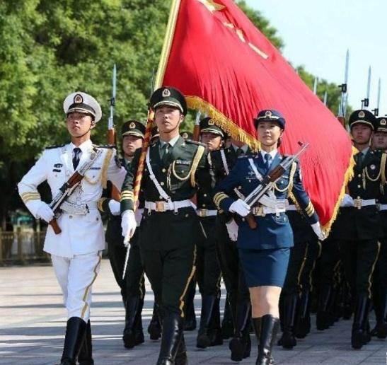 三軍儀仗隊(duì)護(hù)旗手，榮耀與責(zé)任的象征，三軍儀仗隊(duì)護(hù)旗手，榮耀與責(zé)任的代表