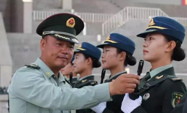 儀仗隊(duì)隊(duì)長是什么級(jí)別干部，職責(zé)、地位及等級(jí)劃分，儀仗隊(duì)隊(duì)長，職責(zé)、地位、等級(jí)劃分及級(jí)別解析
