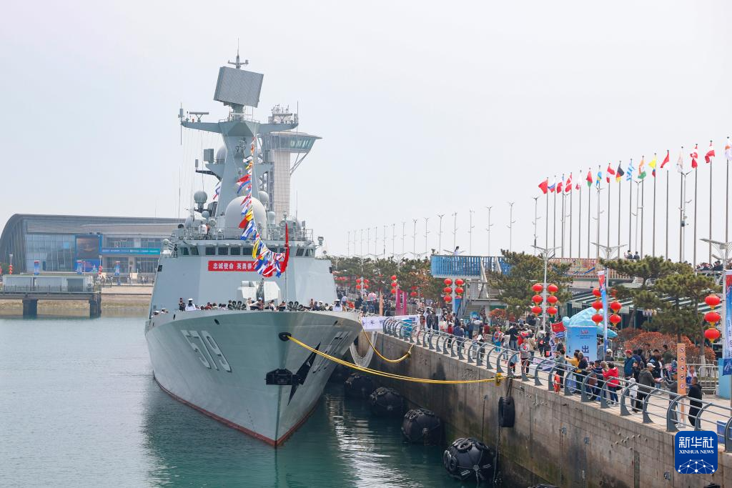 慶祝人民海軍成立幾周年，輝煌歷程與未來(lái)展望，慶祝人民海軍輝煌歷程，成立幾周年，展望未來(lái)航程