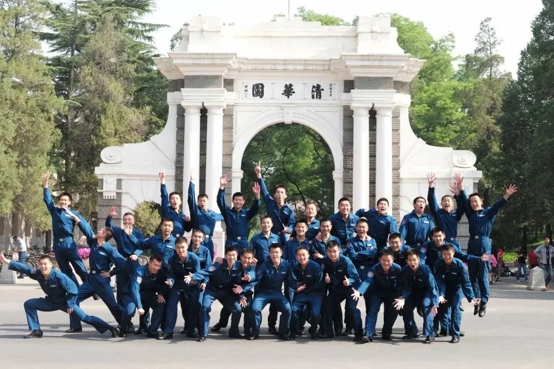 長春空軍航空大學，培養(yǎng)精英人才的搖籃，長春空軍航空大學，精英人才的培育搖籃