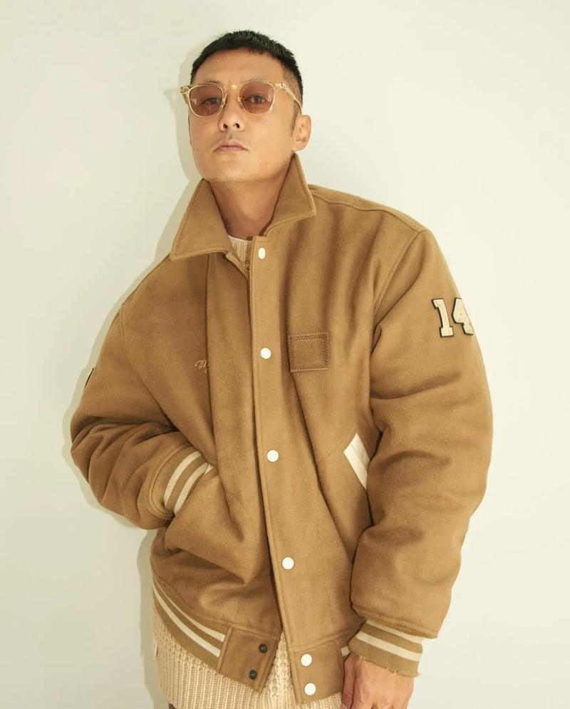 余文樂與M65風(fēng)衣，時尚與實用的完美結(jié)合，余文樂與M65風(fēng)衣，時尚與實用的魅力交融