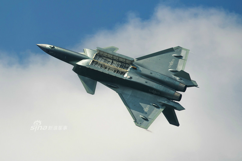 揭秘F-15EX戰(zhàn)斗機(jī)，高清照片下的英勇形象，F(xiàn)-15EX戰(zhàn)斗機(jī)高清揭秘，英勇形象的背后故事