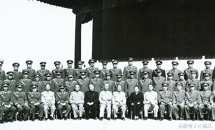 中國(guó)的軍銜等級(jí)及標(biāo)志，新版本解讀，中國(guó)軍銜等級(jí)與標(biāo)志解讀，最新版本概覽