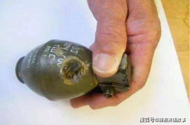 手雷在男子褲襠里爆炸，悲劇背后的警示與反思，男子褲襠手雷爆炸事件，悲劇啟示與深刻反思