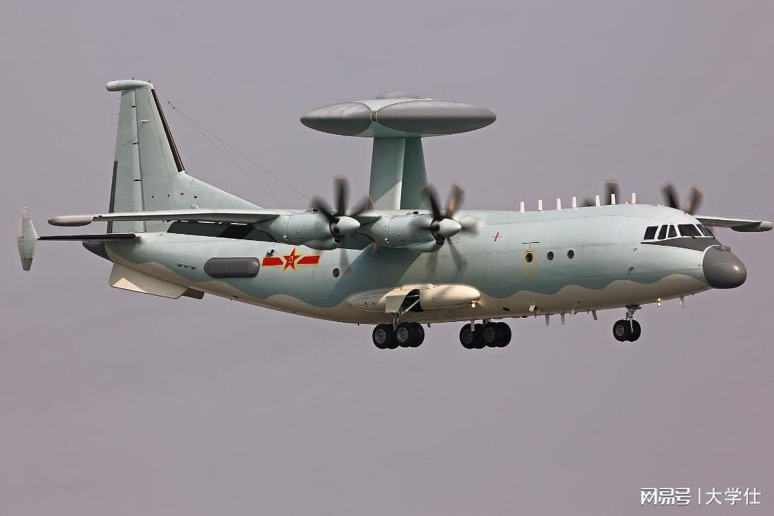空警200預(yù)警機(jī)，性能與特點(diǎn)解析，空警200預(yù)警機(jī)性能與特點(diǎn)深度解析