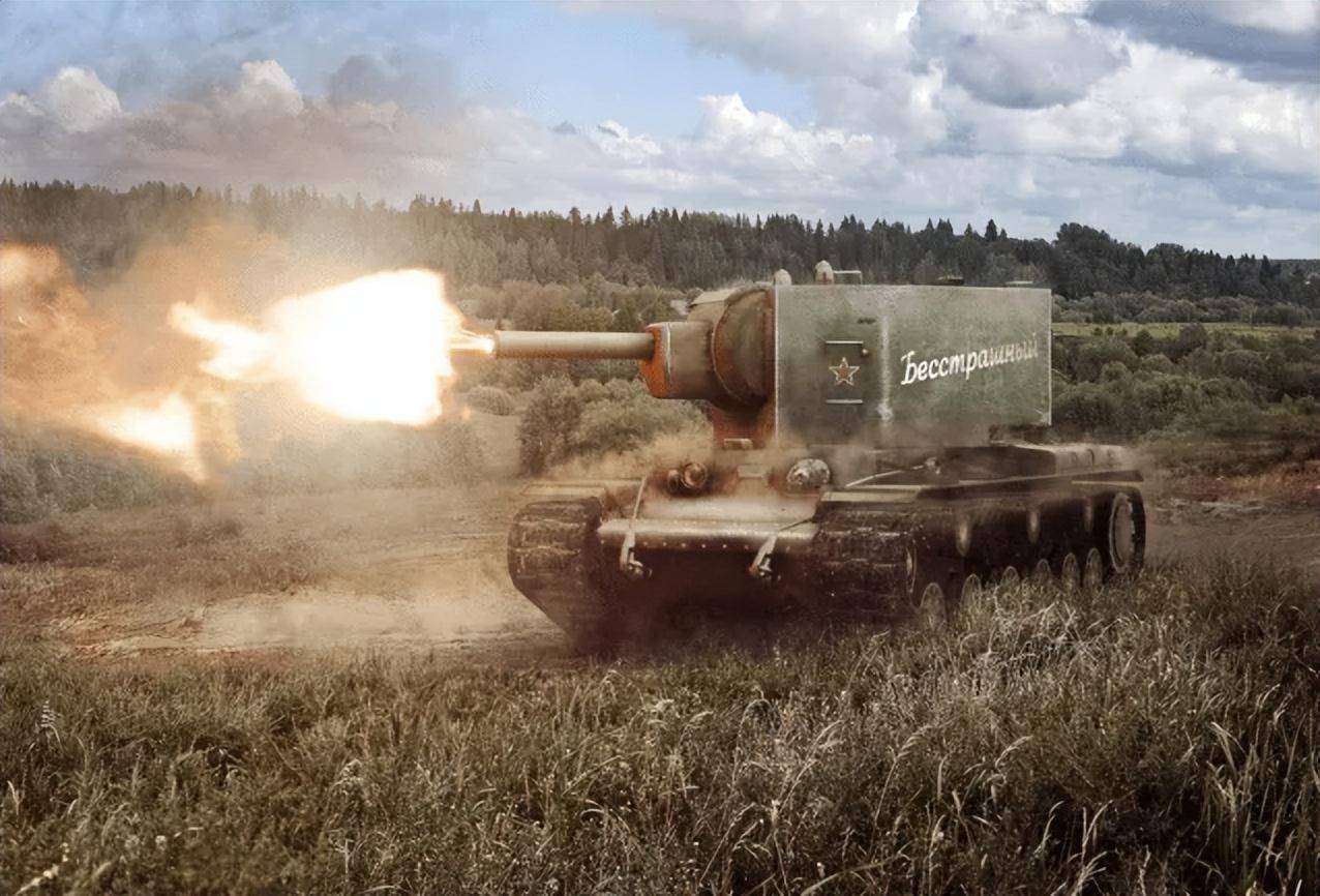 KV-2能否打敗虎式，二戰(zhàn)坦克的較量，二戰(zhàn)坦克對決，KV-2能否戰(zhàn)勝虎式？