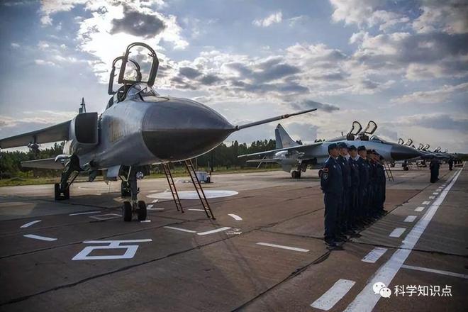 一個(gè)空軍師有多少架飛機(jī)，深度解析空軍師飛機(jī)數(shù)量及其意義，深度解析，空軍師飛機(jī)數(shù)量及其戰(zhàn)略意義