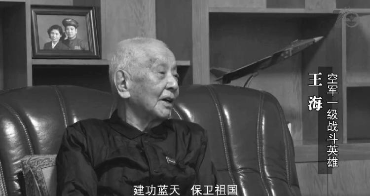 一級戰(zhàn)斗英雄與一等功的區(qū)別，榮譽(yù)背后的深刻差異，一級戰(zhàn)斗英雄與一等功榮譽(yù)背后的差異，深度解析其差異與榮譽(yù)內(nèi)涵