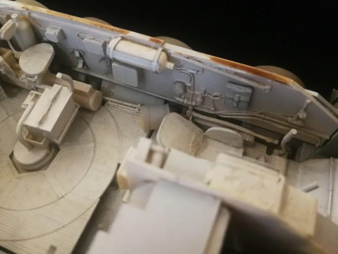 航空母艦模型手工制作過程，航空母艦模型手工制作的精彩過程揭秘