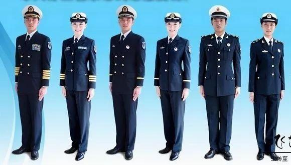 海軍常服，展現(xiàn)中國(guó)海軍力量的標(biāo)志，中國(guó)海軍常服，力量的象征與榮耀的標(biāo)志