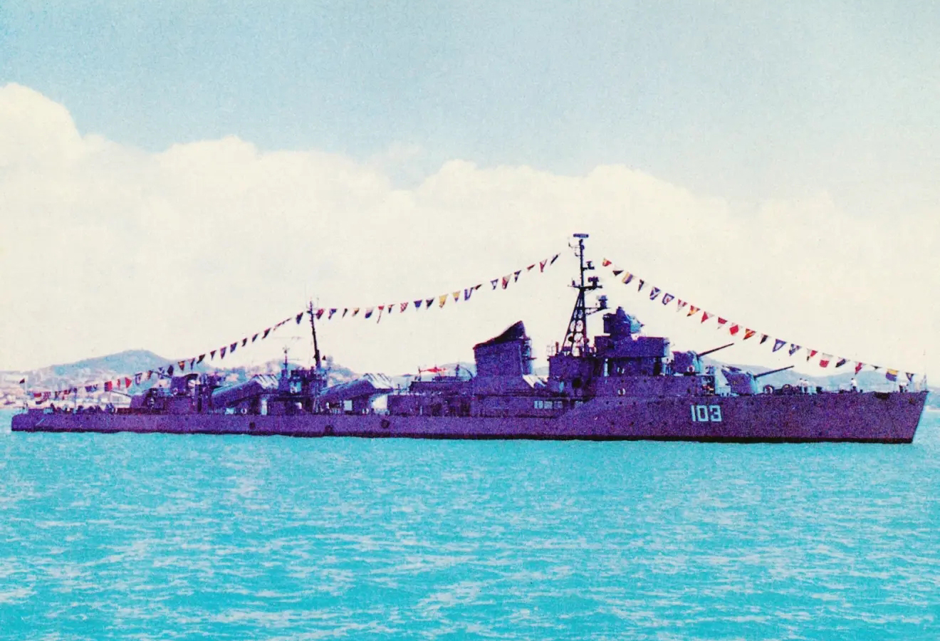 揭秘中國(guó)海軍的驕傲，041型驅(qū)逐艦，揭秘中國(guó)海軍的驕傲，041型驅(qū)逐艦的震撼力量
