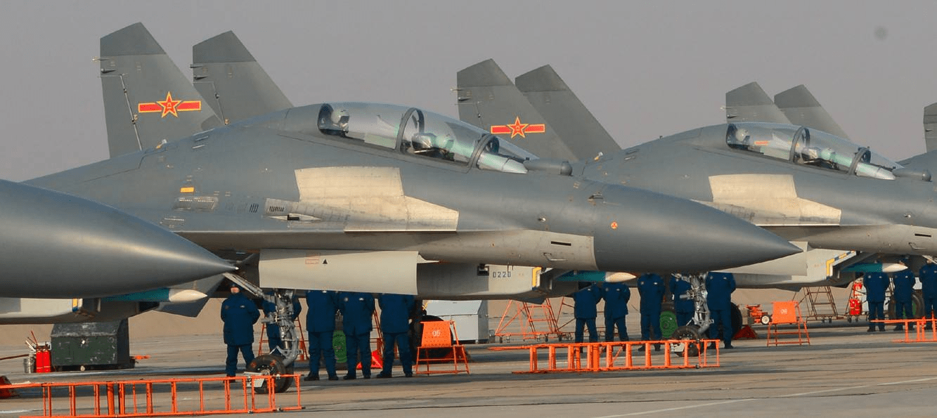 殲-16戰(zhàn)斗機(jī)的數(shù)量，揭秘中國(guó)空軍現(xiàn)代化建設(shè)的秘密武器庫(kù)，揭秘中國(guó)空軍現(xiàn)代化建設(shè)的秘密武器庫(kù)，殲-16戰(zhàn)斗機(jī)數(shù)量曝光