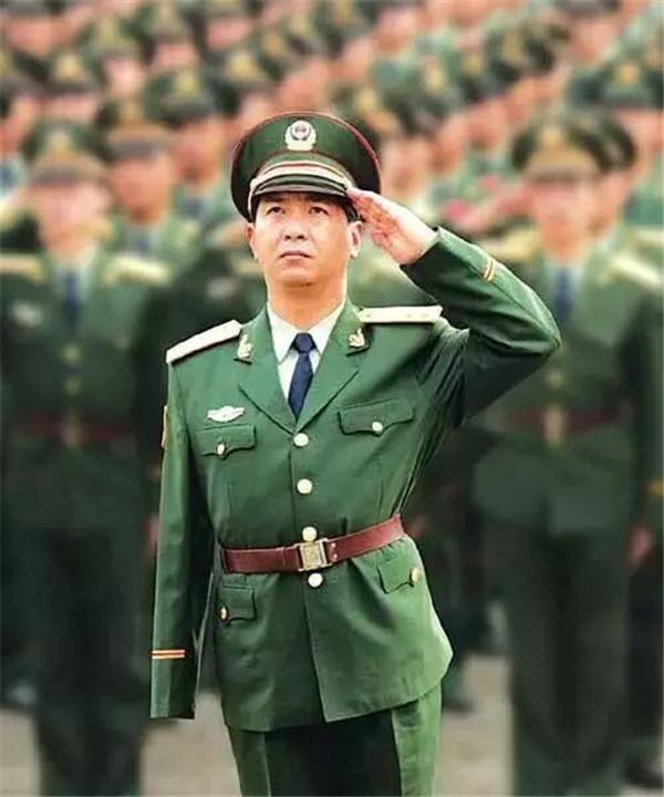 丁曉兵老首長(zhǎng)的名字與傳奇故事，丁曉兵老首長(zhǎng)的傳奇人生