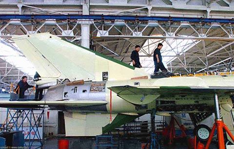 殲八戰(zhàn)機，何時遭遇外機鎖定的挑戰(zhàn)與應(yīng)對，殲八戰(zhàn)機遭遇外機鎖定挑戰(zhàn)與應(yīng)對策略