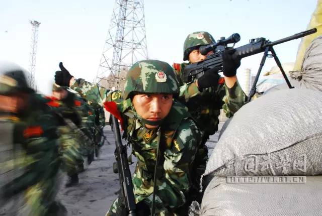 武裝警察部隊的職能任務(wù)，守護(hù)國家安全與穩(wěn)定的堅實力量，武裝警察部隊，守護(hù)國家安全與穩(wěn)定的鋼鐵長城