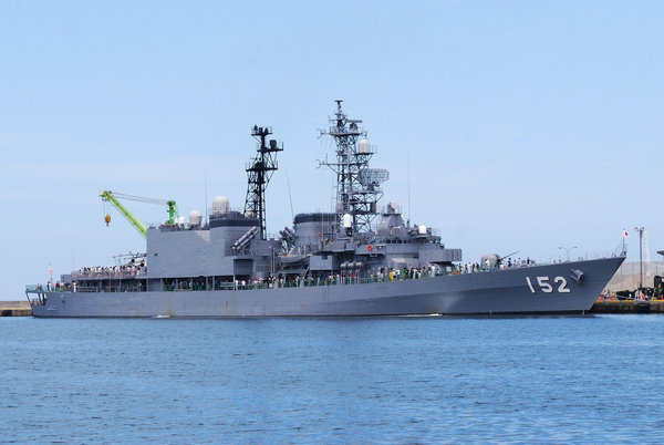 中國海軍史上閃耀的女性之光，首位驅(qū)逐艦女艦長——探尋海軍少將的成長之路，中國海軍首位驅(qū)逐艦女艦長，探尋海軍少將的成長之路與女性之光