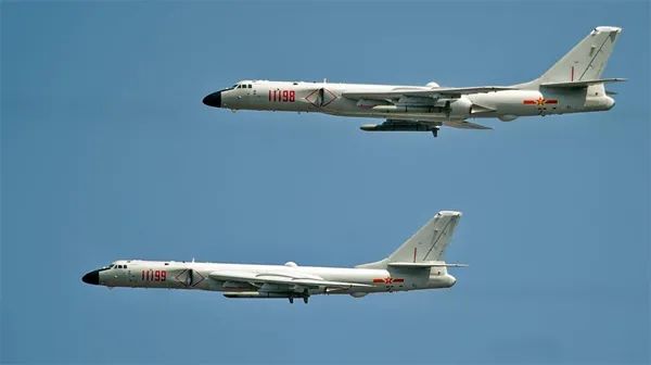 轟-6改進(jìn)型，空中巨龍的嶄新姿態(tài)，轟-6改進(jìn)型，空中巨龍的全新姿態(tài)