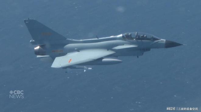 殲-10雙座型號(hào)，空中巨龍的雙眼，殲-10雙座型號(hào)，空中巨龍的雙眼風(fēng)采