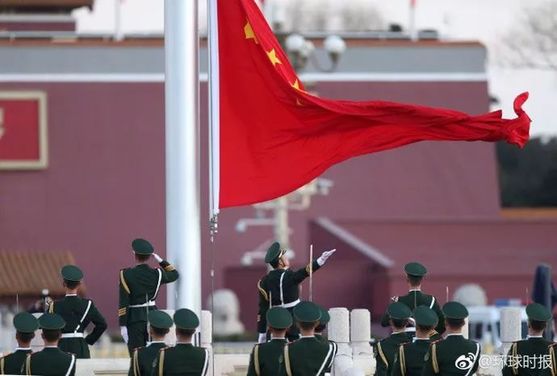 三軍儀仗隊升國旗，榮耀與莊嚴的象征，三軍儀仗隊升國旗，榮耀與莊嚴的國威展現(xiàn)