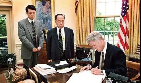 揭秘歷史時(shí)刻，回顧1999年閱兵中的導(dǎo)彈型號(hào)，揭秘，1999年閱兵導(dǎo)彈型號(hào)回顧的歷史時(shí)刻