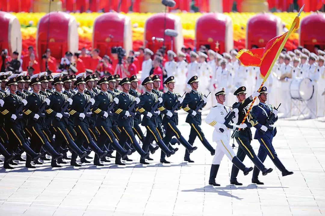 國(guó)慶大閱兵的震撼與自豪——深度觀后感，國(guó)慶大閱兵深度觀后感，震撼與自豪的共鳴