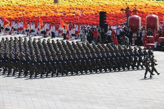 抗戰(zhàn)閱兵與國慶閱兵，歷史的回顧與時代的昭示，抗戰(zhàn)與國慶閱兵，歷史回顧與時代昭示