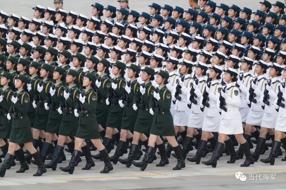 中國(guó)閱兵海軍方隊(duì)，展示力量與榮耀，中國(guó)閱兵海軍方隊(duì)，力量與榮耀的展示