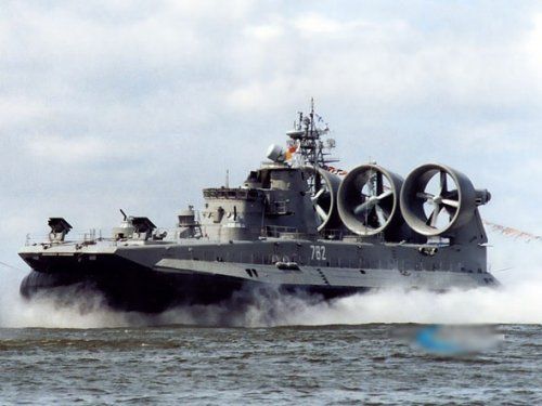 野牛兩棲氣墊登陸艇，現(xiàn)代軍事力量的重要支柱，野牛氣墊登陸艇，現(xiàn)代軍事力量的關(guān)鍵支柱