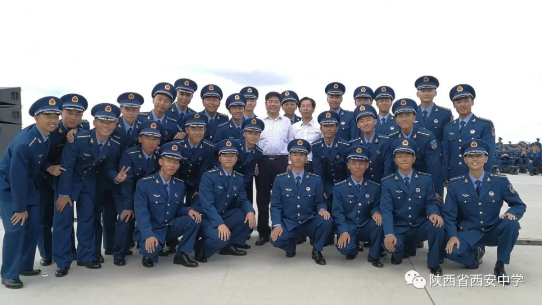 空軍青少年航空學(xué)校，培養(yǎng)未來(lái)飛行員的搖籃，空軍青少年航空學(xué)校，培育未來(lái)飛行員的搖籃