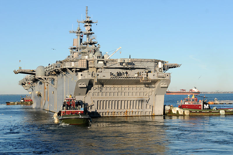 美國黃蜂級兩棲攻擊艦的噸位研究，美國黃蜂級兩棲攻擊艦噸位深度解析