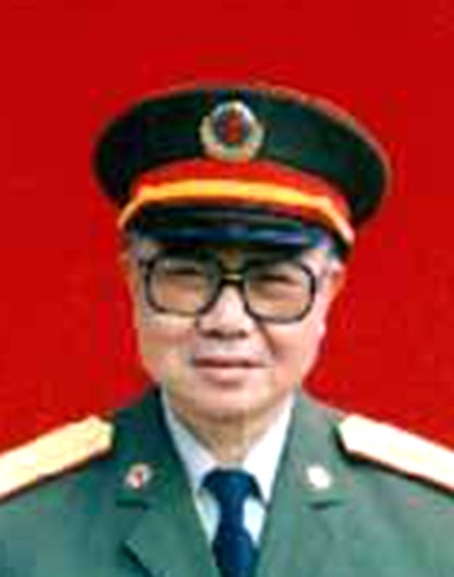 國防大學(xué)校長鄭和上將，引領(lǐng)軍事教育的卓越領(lǐng)導(dǎo)者，國防大學(xué)校長鄭和上將，軍事教育的卓越領(lǐng)航者