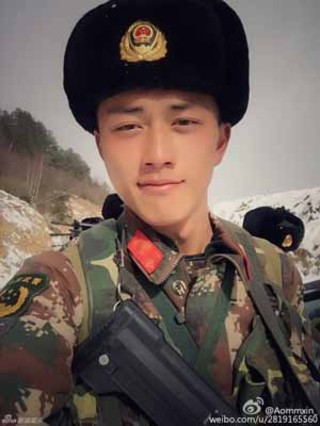 武警的帥氣風(fēng)采，武警的英勇風(fēng)采與帥氣風(fēng)采展示