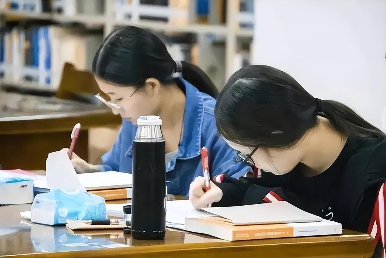 新聞軍事最新消息2024年，全球軍事動(dòng)態(tài)概覽，全球軍事動(dòng)態(tài)概覽，最新消息與趨勢(shì)分析（2024年）