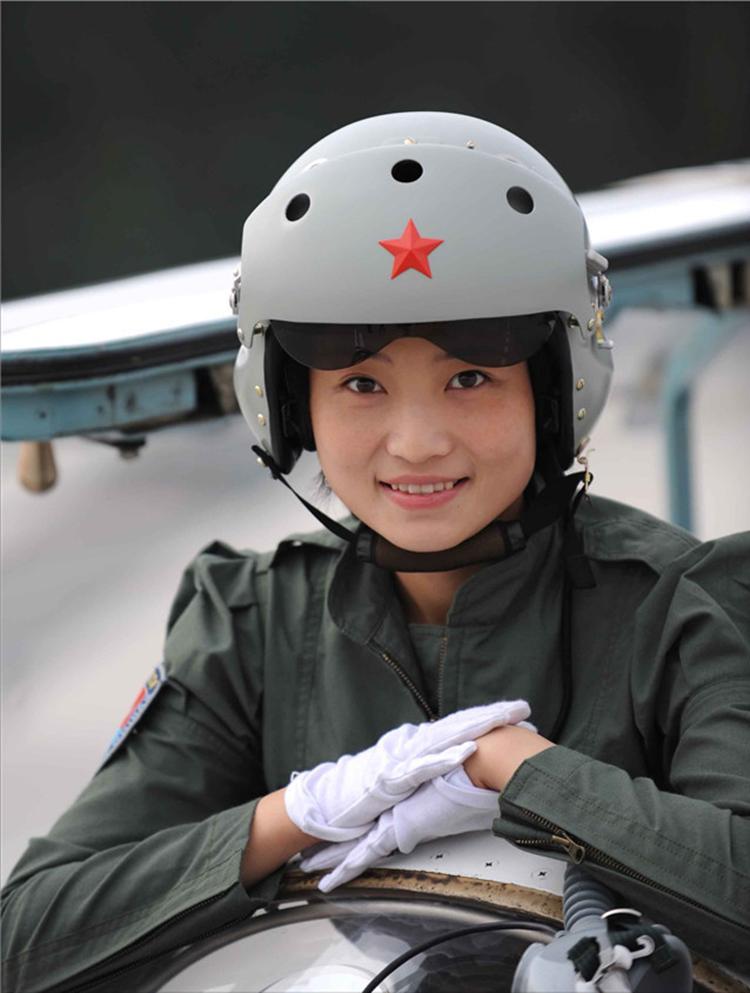 殲-10戰(zhàn)斗機與中國空軍力量的崛起，殲-10戰(zhàn)斗機與中國空軍力量的騰飛