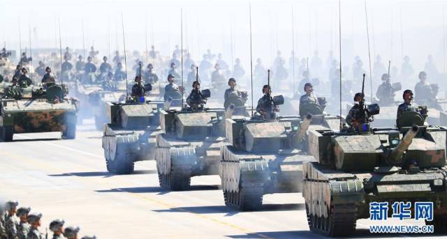 2015朱日和閱兵全程回顧，榮耀的瞬間，歷史的見(jiàn)證，見(jiàn)證榮耀瞬間，回顧2015朱日和閱兵全程