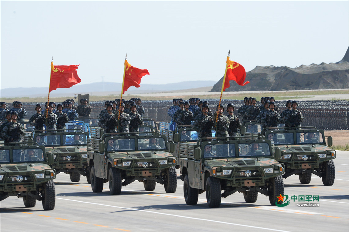 朱日和閱兵集結，展現(xiàn)大國力量與榮耀，朱日和閱兵集結，展現(xiàn)大國風采與力量