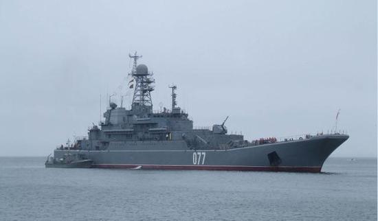中國(guó)海軍071艦船一覽表，中國(guó)海軍071艦船概覽，一覽表全解析