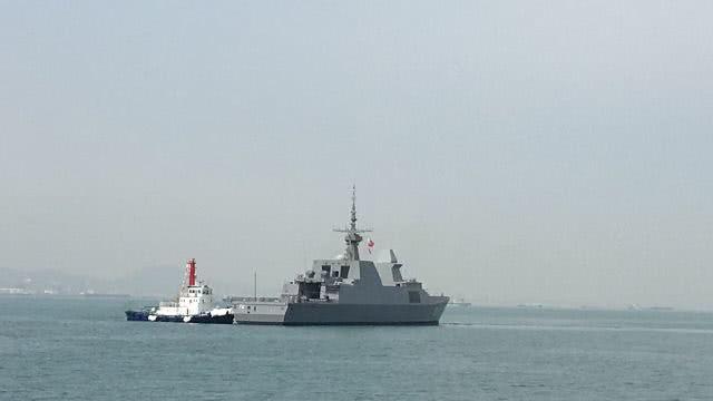 海軍誕生七十周年慶典在青島隆重舉行，海軍七十周年慶典在青島盛大舉行