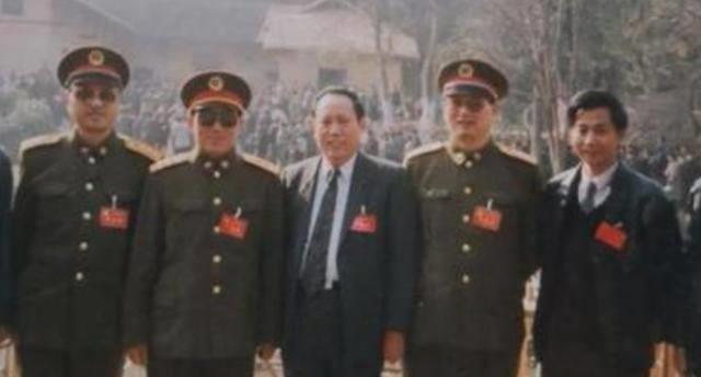 韓國(guó)的軍銜等級(jí)及標(biāo)志制度研究，韓國(guó)軍銜等級(jí)及標(biāo)志制度探究