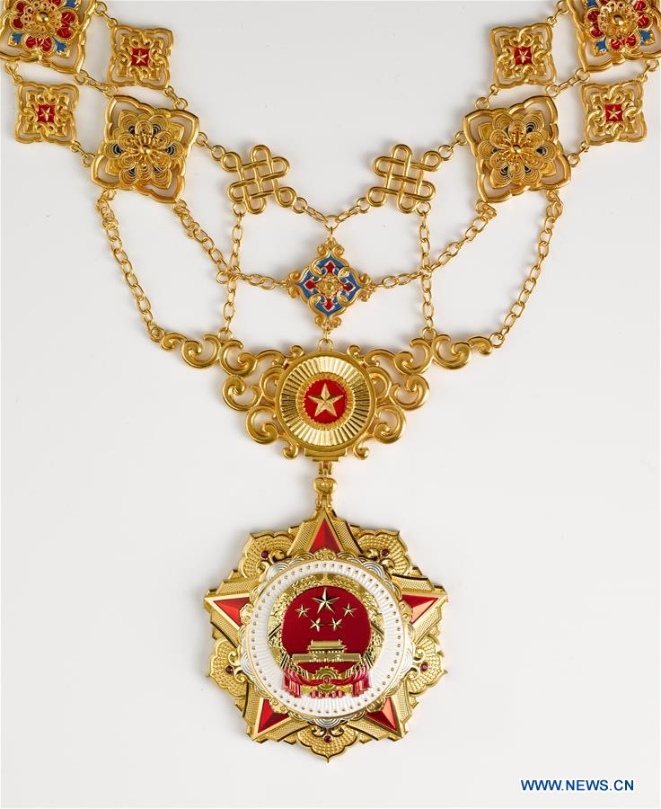 七一勛章獲得者，閃耀的星光，時(shí)代的楷模，七一勛章獲得者，時(shí)代楷模，閃耀星光